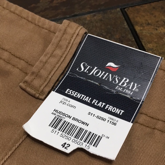 St. John’s Bay men’s Bermuda shorts brown, size 42 NWT - Picture 4 of 12